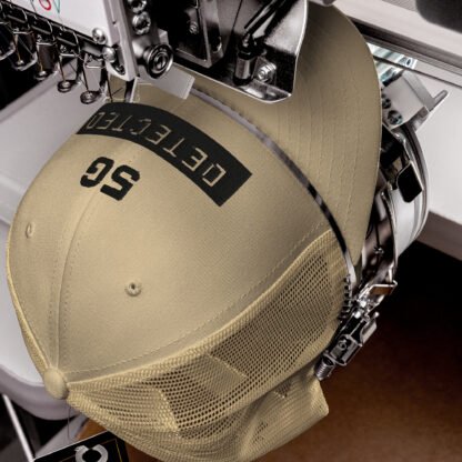 "5G detected" - Trucker stiliaus kepurė - Image 4